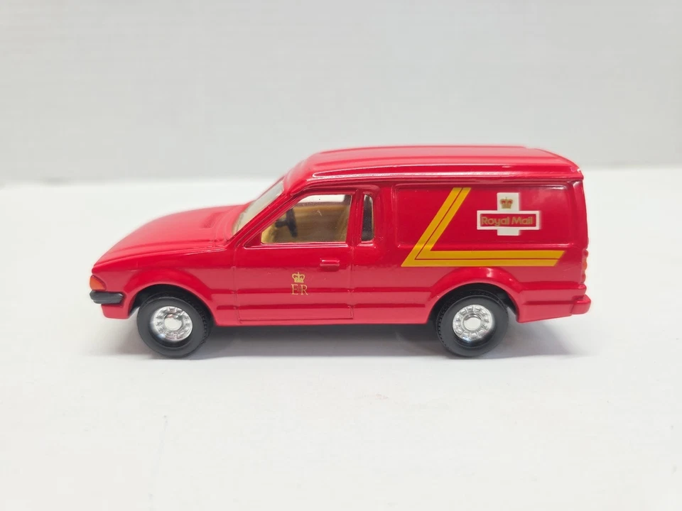 1993 Corgi Mattel 91612 Red Ford Escort Royal Mail Delivery Van RARE HTF Diecast - Image 2 of 4