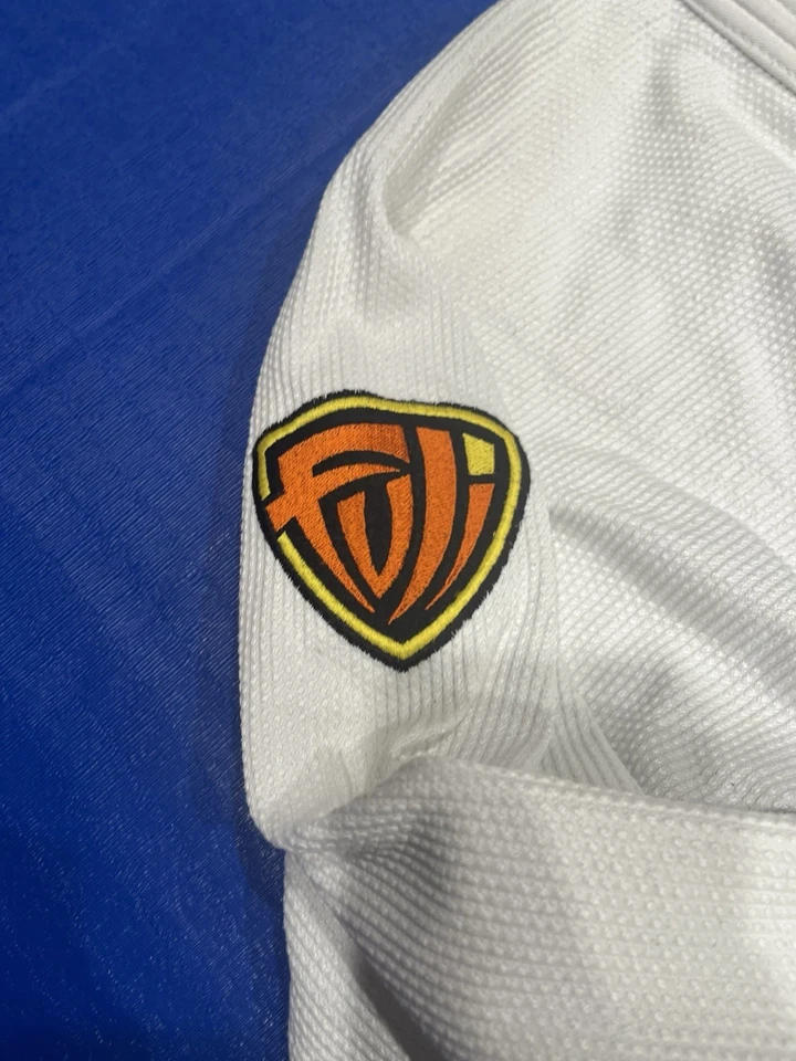 Fuji Lightweight Valiant Strength Edition Mens Brazilian Gi Jiu-Jitsu BJJ White - Image 4 of 4