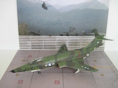 Hobby Master 1:72 USAF McDonnell RF-101A Voodoo Reconnaissance Aircraft, HA9305