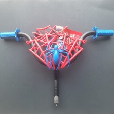Manubrio bicicletta bici bambini Marvel Spider-Man Huffy con action figure trappola web