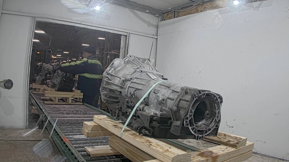 Conjunto de transmisión automática usado se adapta a: Chevrolet Trailblazer ext AT 2003 4x4 Foto 2 de 4