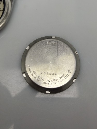 Vintage Seiko 5 Japan 7009 Automatic 17J Movement Day/Date Men's Wrist Watch - Picture 14 of 15