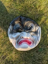 VINTAGE VAMPIRE DRACULA HALLOWEEN MASK By Dolgen Rubber Elastic Strap