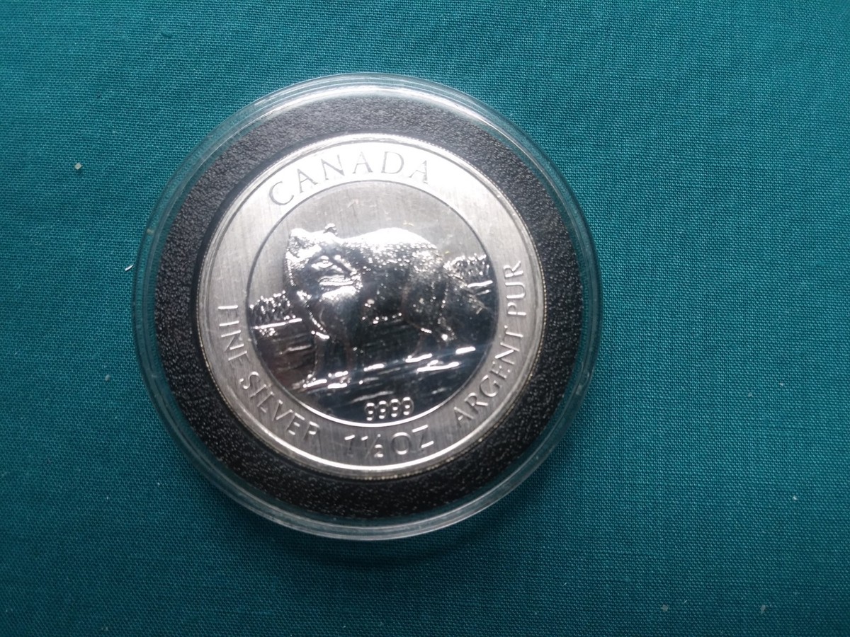 2014 Canada Arctic Fox $8 Commemorative Coin 1.5 oz .9999 Fine