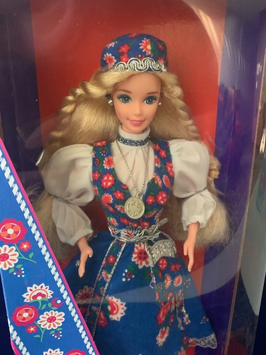 Vintage 1994 Dolls of the World Norwegian Collector Barbie Doll NEW NRFB - Picture 2 of 7