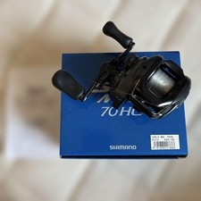 Shimano SLX MGL Baitcasting Reel