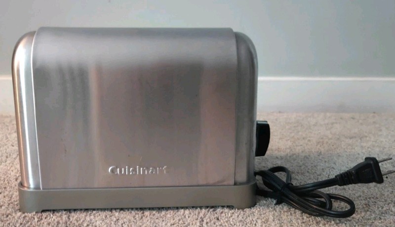 Cuisinart Lg Slice Classic Toaster Stainless. Cleaned/Tested. *Used Not Abused*