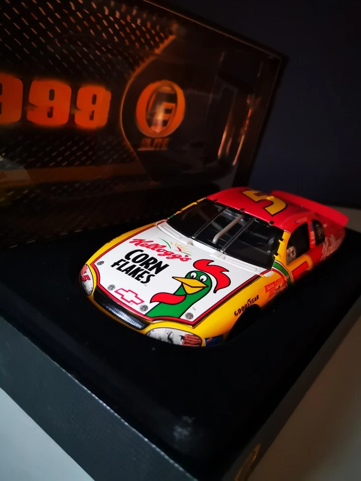 1:24 Action ELITE Terry Labonte 1999 Chevrolet Monte Carlo #5 Kellogg’s NASCAR - Bild 3 von 4