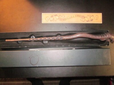 Universal Studios Harry Potter Interactive Wand Alder 4 Death Eater Snake & Map