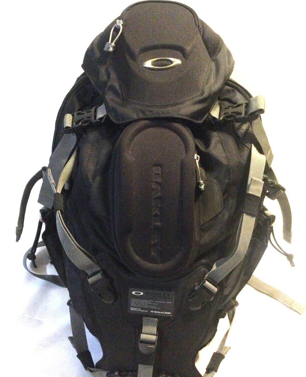 OAKLEY TOOL BOX BACKPACK Black MTB Mountain Biking Field 
