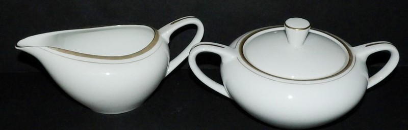 Royalton China Co Translucent Porcelain Golden Elegance CREAMER & SUGAR BOWL