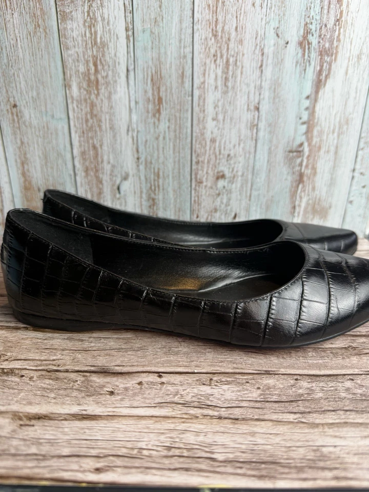Nine West Women's Speakup Black Leather Ballet Flat size 7.5 M Croc Print - image 4 of 4