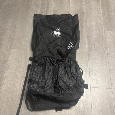  Brand new Hyperlite Mountain Gear Southwest 70L Black Size Small 
