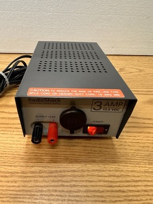 Radio Shack Regulated Power Supply 22-504 13.8 Volt 3 Amp DC Output 120V Input