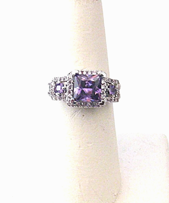 Vintage Ring   Crystals,  Purple, Clear -  Sterling  .925  -   Size 6