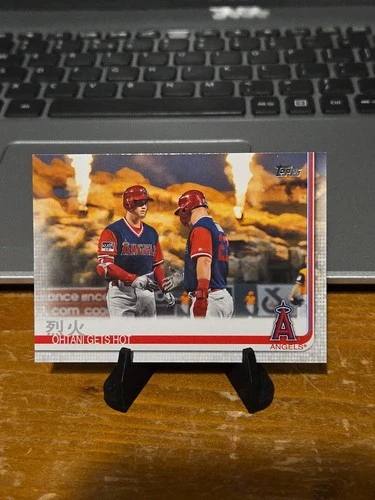 2019 Topps Shohei Ohtani Gets Hot Error Card Wrong Date 2108 #367 w/ Trout