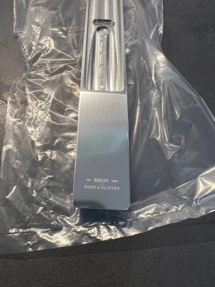 Bang & Olufsen BeoRemote One Argent Berluti Édition Boîtier Pour Télécommande - Photo 2/2