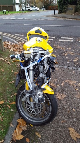 2004 Ducati 749S Yellow Spares Or Repairs - Picture 2 of 8