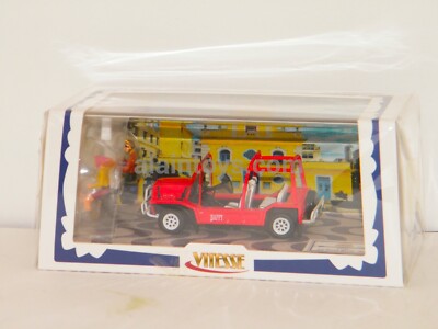 Voitures de courses miniatures rouges Vitesse