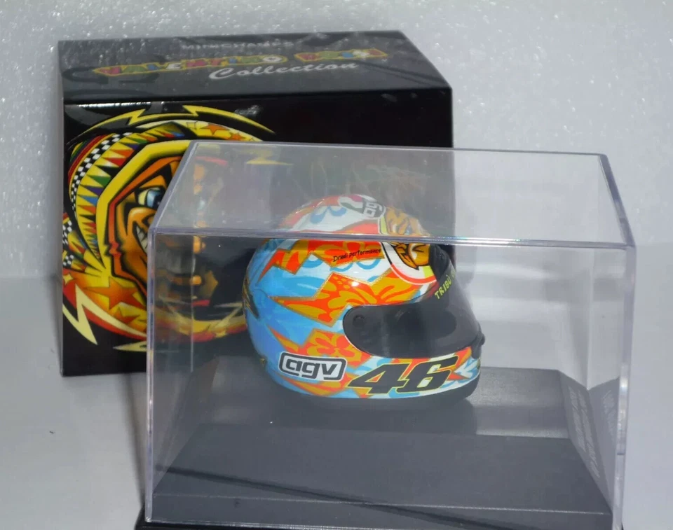 MINICHAMPS 1:8 MODELLINO CASCO HELMET VALENTINO ROSSI HONDA GP 500 MUGELLO 2001 - Immagine 3 di 4