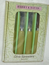 NEW Harry And David Ceramic Spreaders olive knives NEW IN BOX