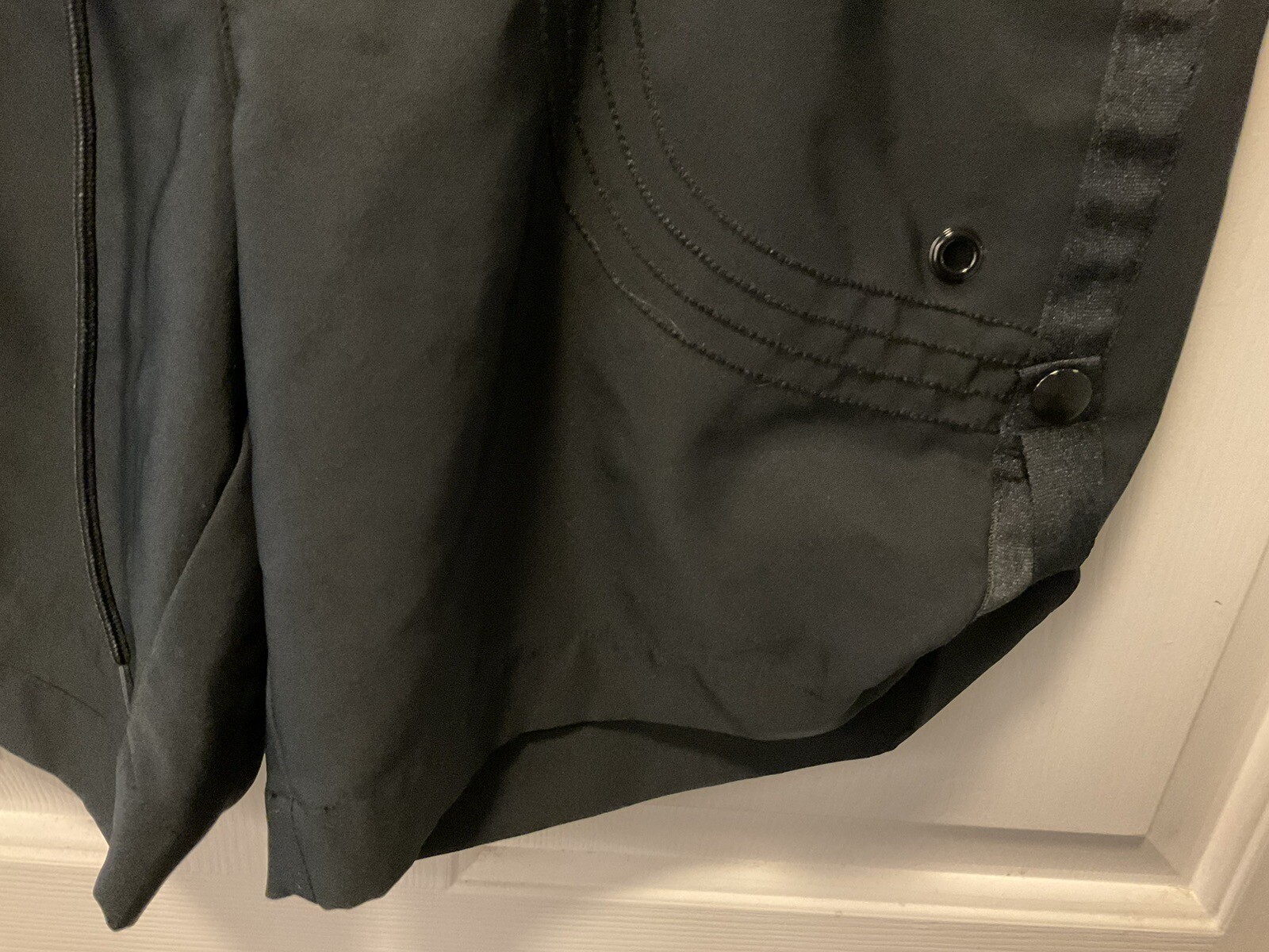 Jag Black Shorts EUC 100% Polyester Patch Pockets… - image 2