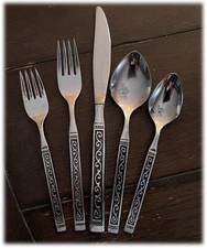 Oneida Ltd USA 1881 Rogers Spanish Court Stainless Flatware 1970s Vintage CHOICE