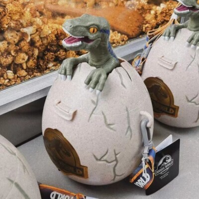 Authentic Universal Studios Jurassic World Dinosaur Egg popcorn