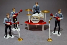 VINTAGE WILTON 1960s THE BEATLES CAKE TOPPERS GO-GO SWINGERS ROCK BAND COMPLETE