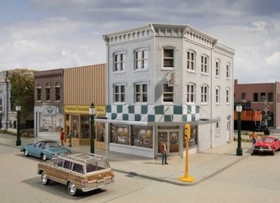Walthers Cornerstone 933-4044 Merchant's Row VII -- Kit- HO Scale