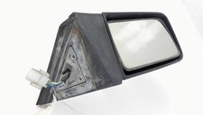 Retroviseur droit (ou coque) Nissan BLUEBIRD