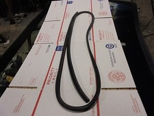 99 00 01 02 03 Acura 3.2 TL  WINDSHIELD GLASS MOLDING M2106