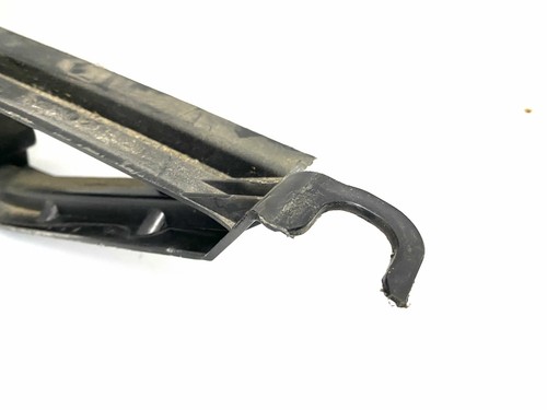 BMW X5 E70 X6 E71 E72 soporte guardabarros delantero derecho 2010 7157990 fabricante de equipos originales - Imagen 12 de 12