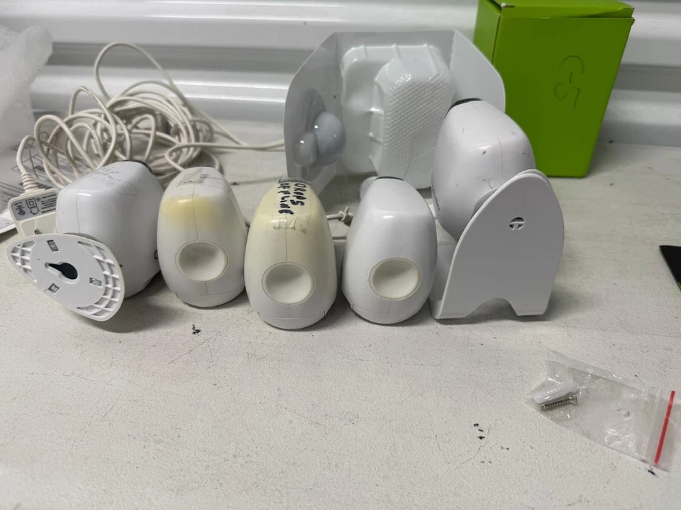 Cámara de Seguridad Guardzilla Inalámbrica Alta Definición Interior/Exterior GZ100W LOTE 5 Foto 3 de 4