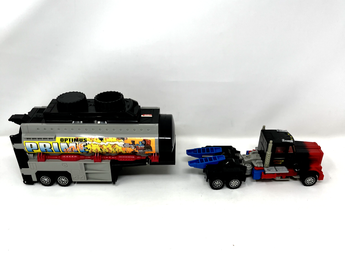 Transformers G2 1995年 空箱 Transformers G2 1995年 空箱 - メルカリ