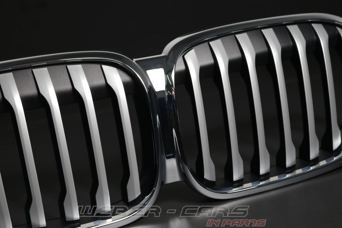8493451 Air Intakes Front x-Line Kidneys Radiator Grille New OEM 