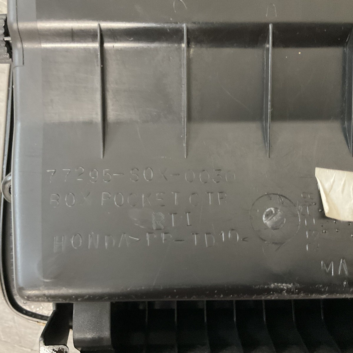 2001 - 2004 HONDA ODYSSEY MIDDLE STORAGE CONSOLE C22 | eBay
