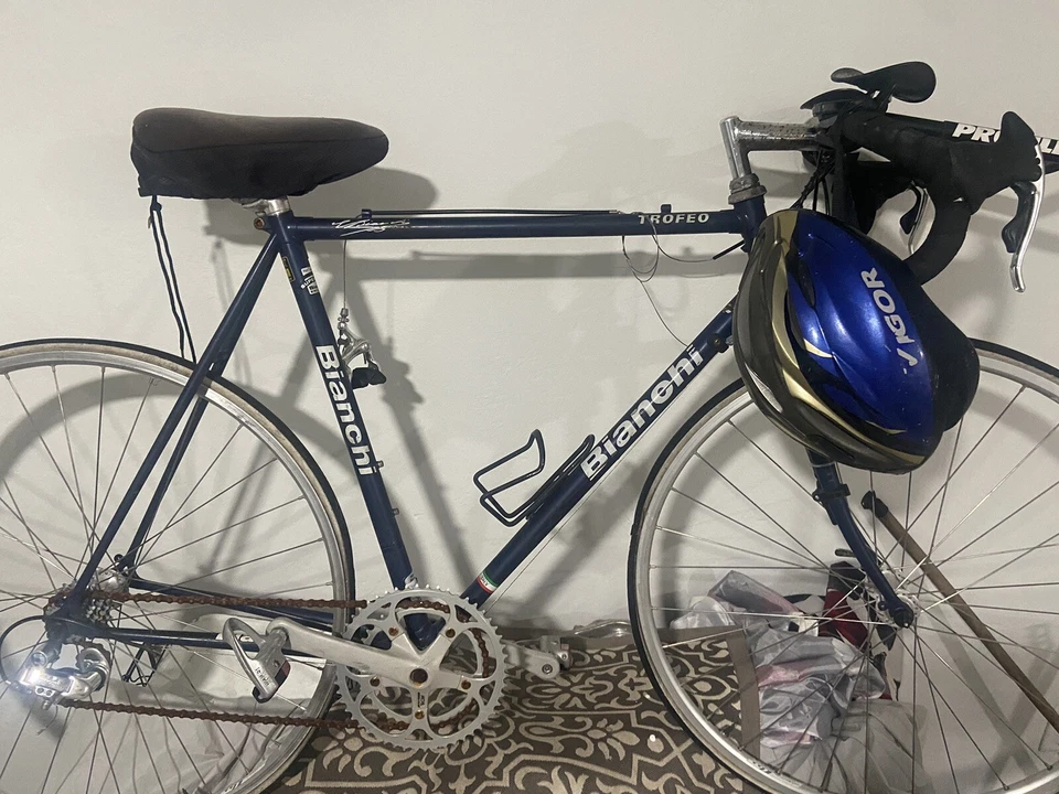 Cubo Daytona Celeste Bianchi 18 sp Trofeo Italian Campagnolo México 68 rodas - Imagem 2 de 4