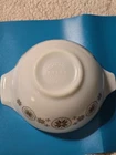 VTG PYREX BROWN SNOWFLAKES CINDERELLA BOWL 442 1-1/2 QT TOWN AND COUNTRY
