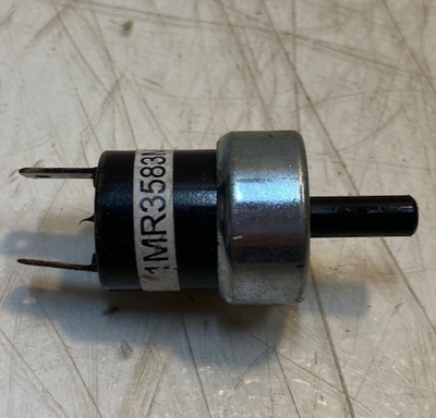 #ad Mack Pressure Switch Sensor 1MR3583M Normally Closed Pressure Switch $24.99