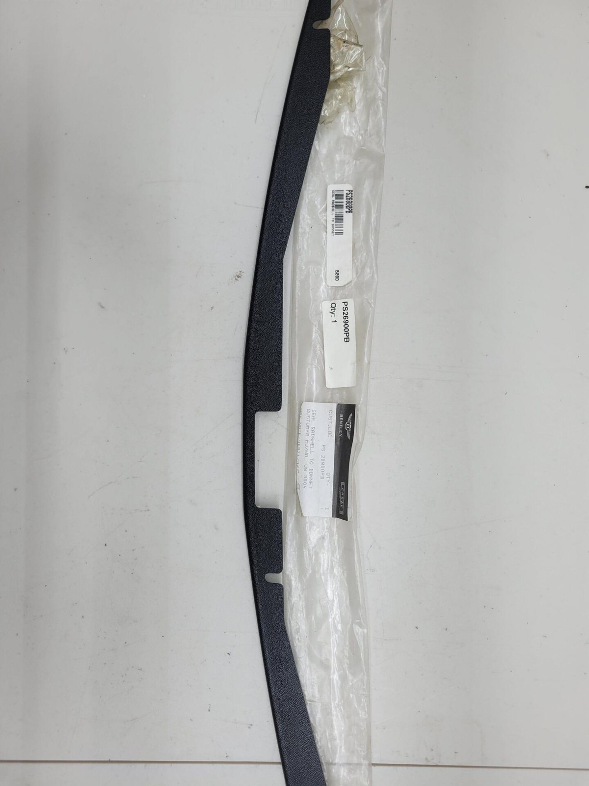 Rolls Royce / Bentley Seal Radshell To Bonnet PS26900PB