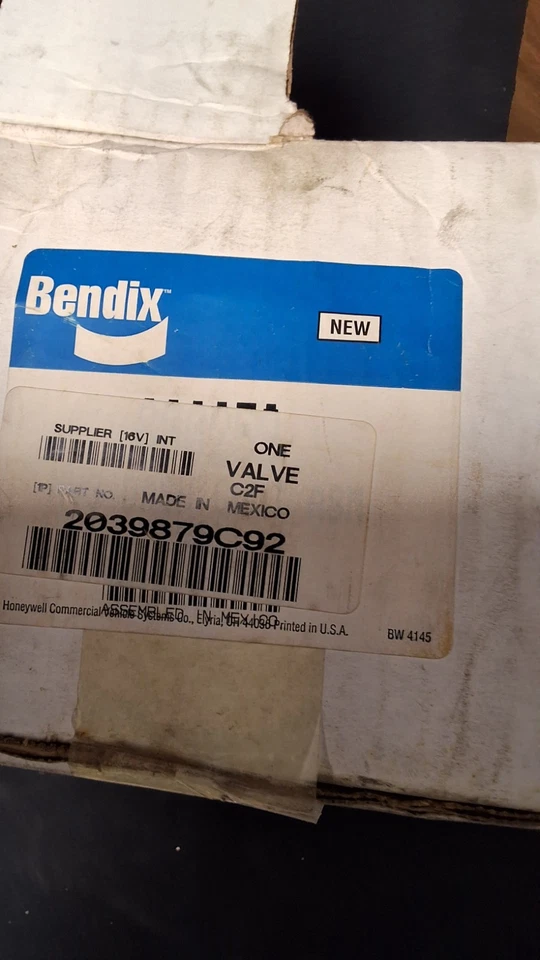 Bendix Valve Brake Control part No. 2039879C92 - Image 2 of 4