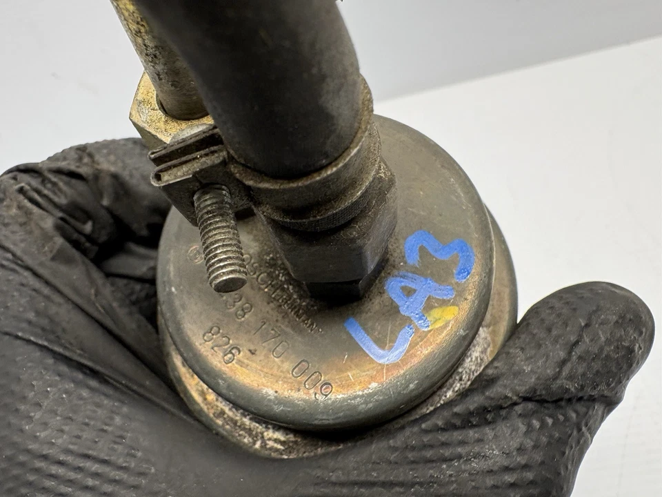 77-79 ACUMULADOR DE COMBUSTIBLE ORIGINAL PORSCHE 911 930 0438170009 Foto 4 de 4