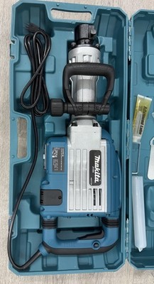 Makita JH-555 45 Lbs Demolition Hammer Hex30 (W Case 2 wheels