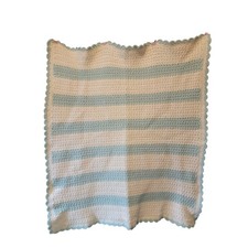 30 x 34 Vintage Handmade Baby Quilt Blue and White