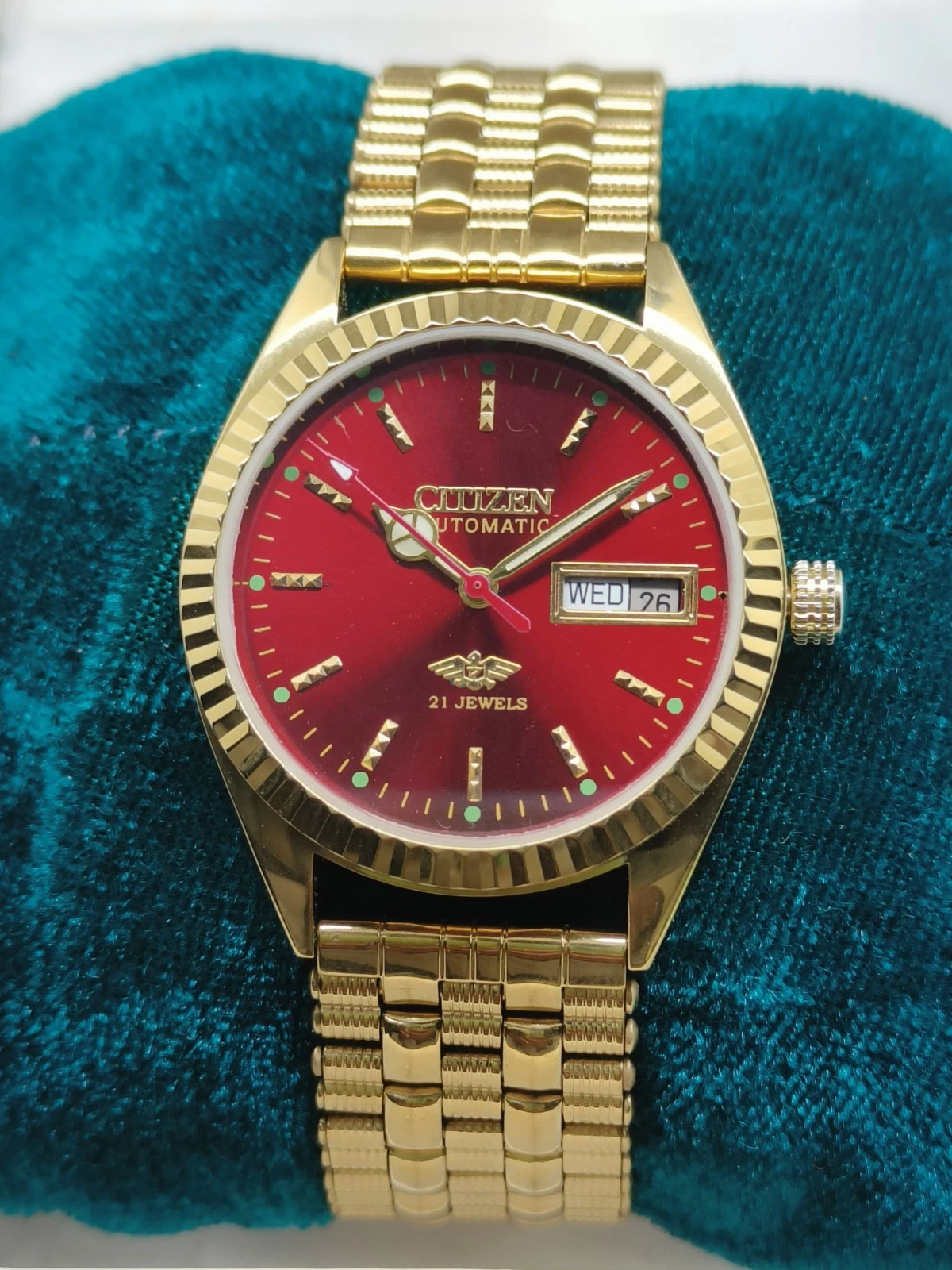 Discover the Best Citizen Vintage Watches of 2025: Up to 30% Off!