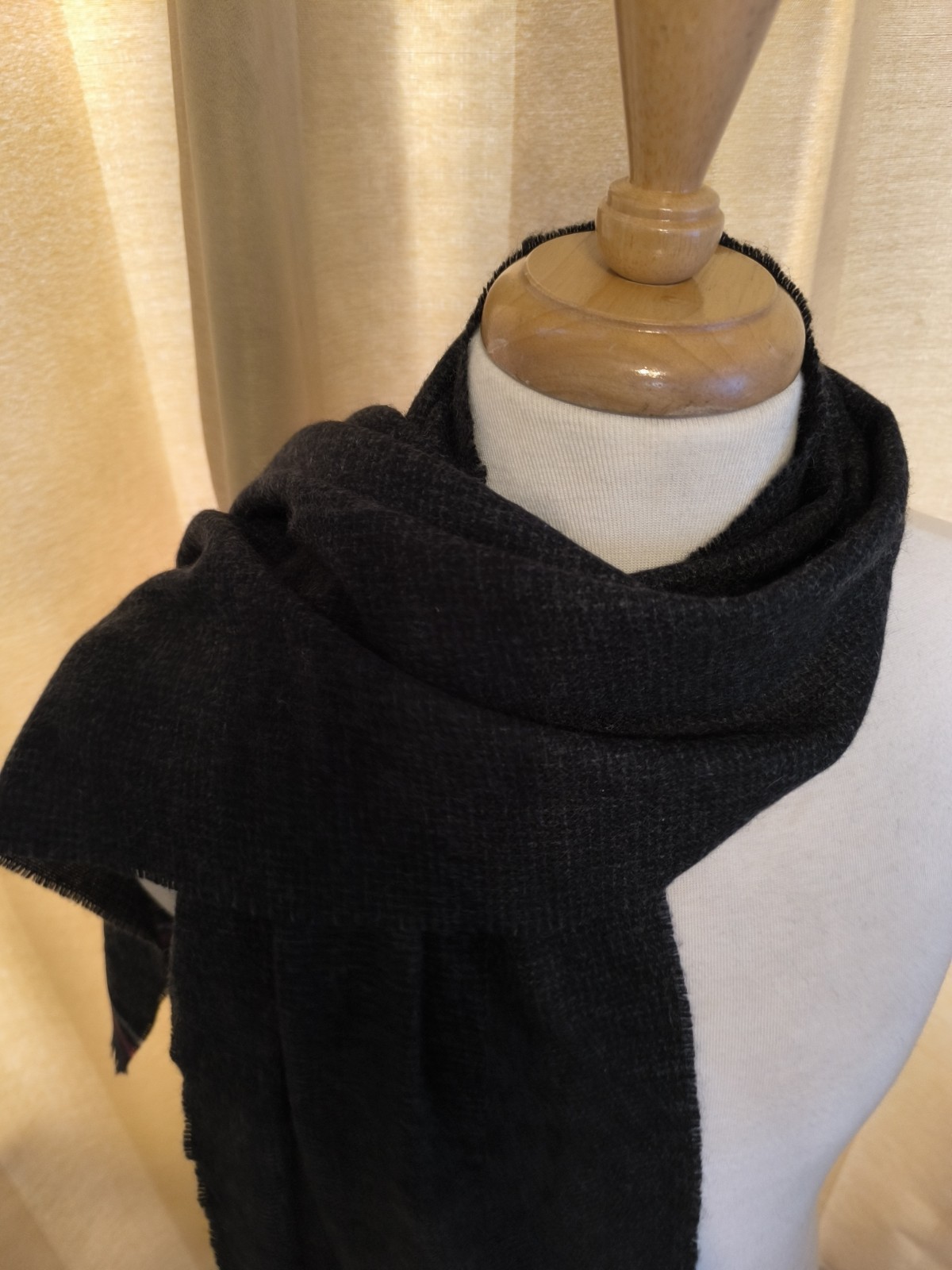 Vintage Aquascutum Scarf lovely vintage piece image 10
