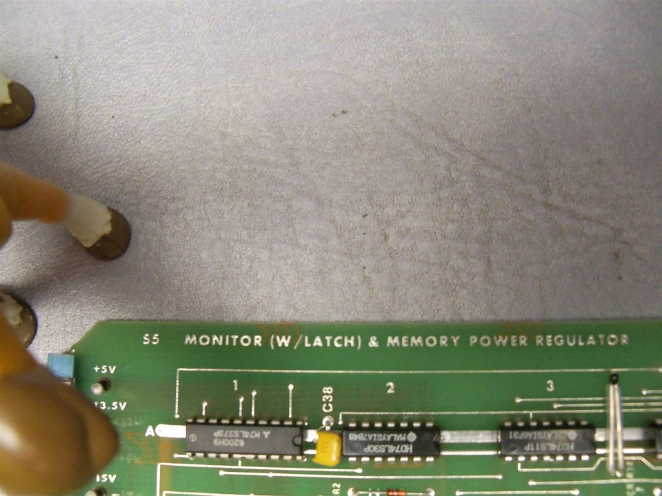 Bendix Dynapath 3733556D PCB Monitor w Latch & Memory Power Regulator S5 - Image 4 of 4