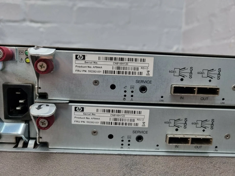 HP FCLSE-0801 P2000 StorageWorks Smart Array (2 x P/N 592262-001 AP844A) - Image 3 of 4