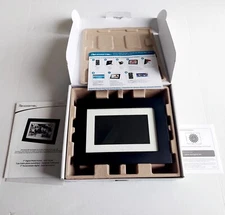 PanDigital PanImage LED Digital Photo Frame 7” 2000 Images Storage 